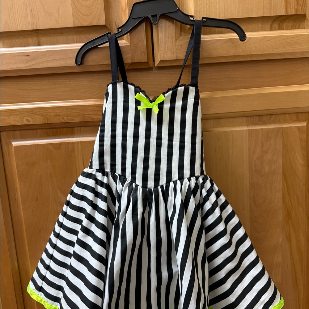 Lu and ro beetle juice dress no bloomers